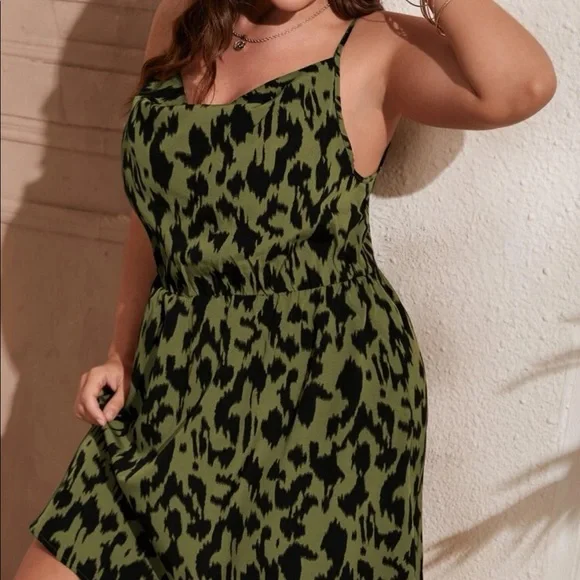 Plus size leopard print cami dress - Picture 7 of 16